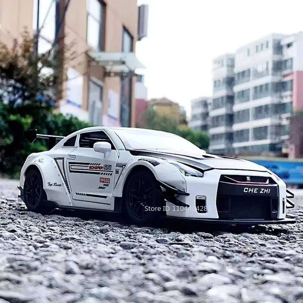 1:24 Scale GTR R34 Model Toys Diecast Alloy Car Doors Opend with Sound Light Pull Back Miniature Models Vehices Boy Collect Gift Z260306