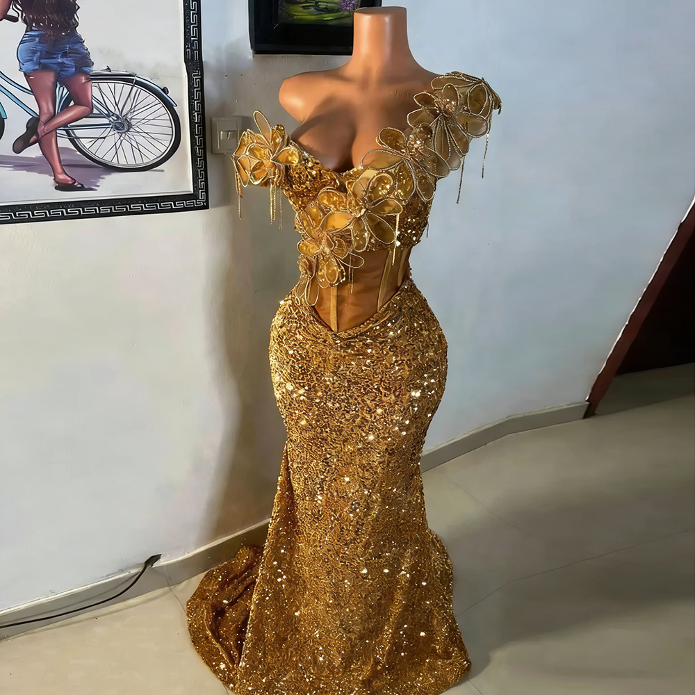 Red African Prom Dresses 2026 Black Girls Off Shoulder Crystals Appliques Sequins Formal Evening Party Gowns Vestidos De Graduacion