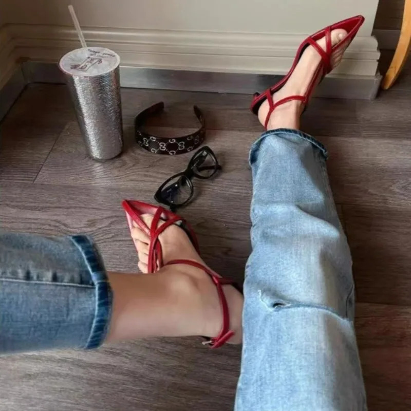 Low Heel Shoes Summer Pointed Fine Belt Interlace Metal Buckle Line with Soft Sole Non-slip Fine Heel Sandals 260306