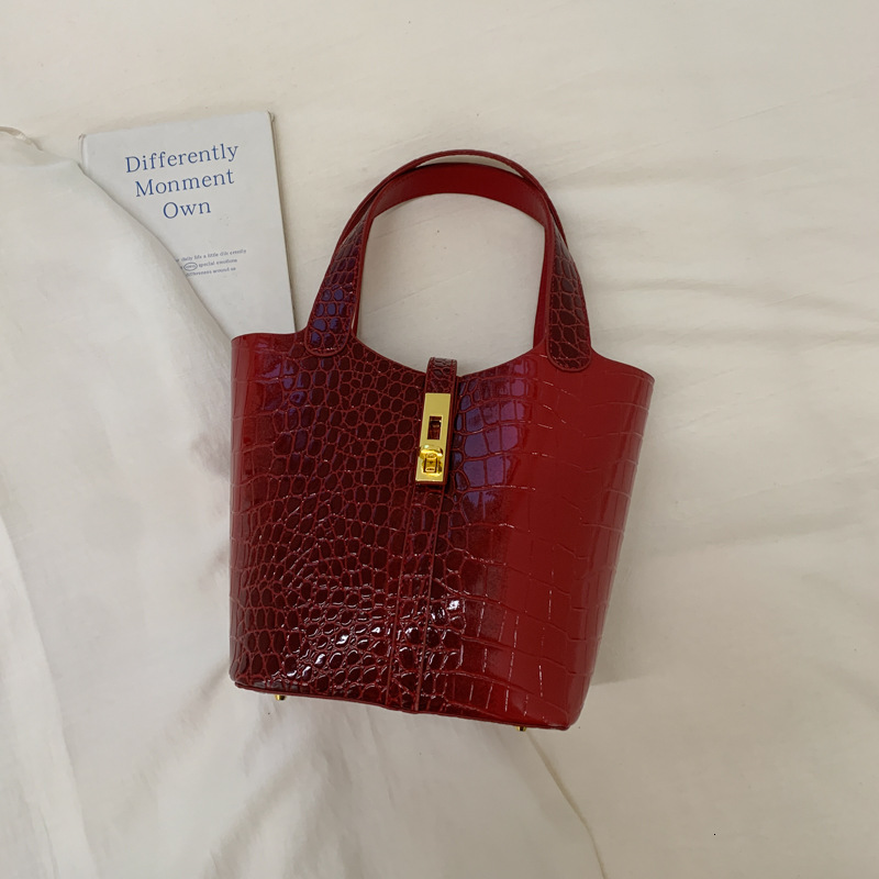 2026 European And American Style Basket Bag With Luxury Bag Designer Bag High-end Stone Pattern Multifunctional Commuting Bucket Bag Women's Shou