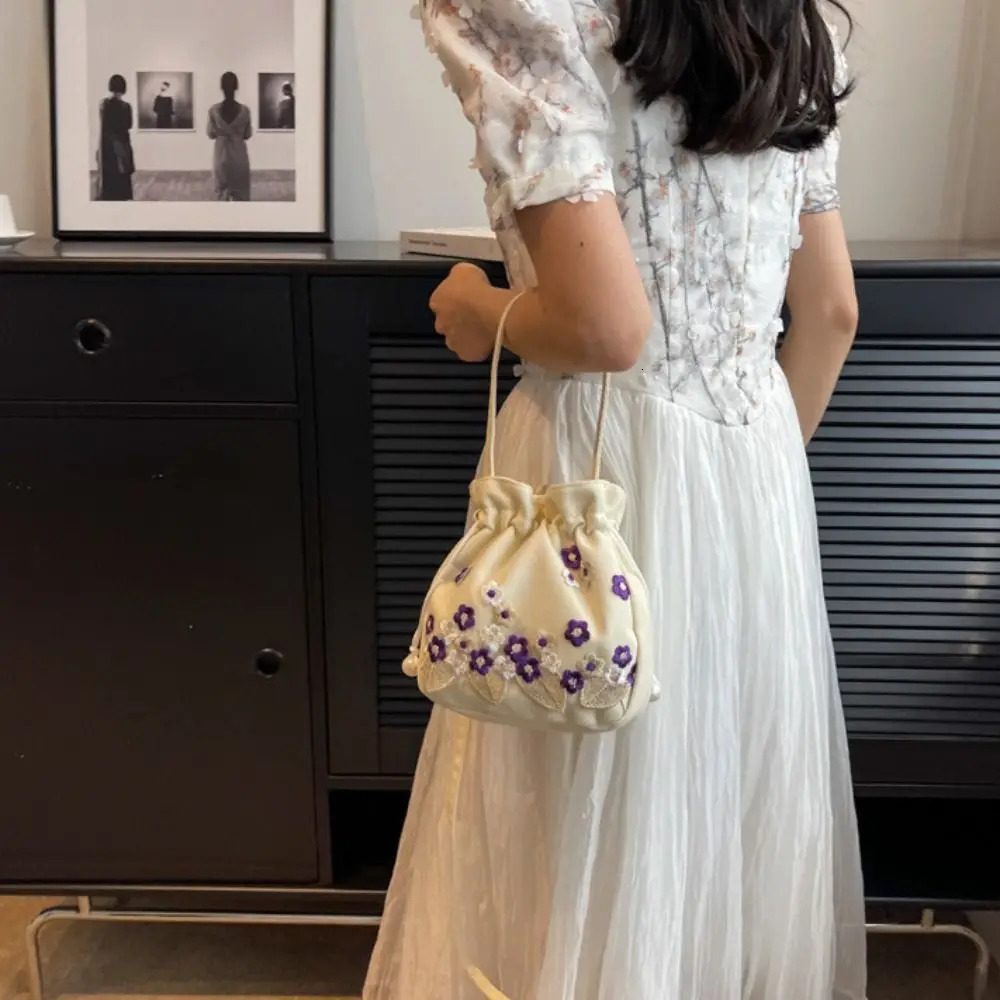 Ethnic Style Hanfu Drawstring Bag Chinese Crossbody Embroidery Flower Handbag Storage Ancient Floral Bucket 260307
