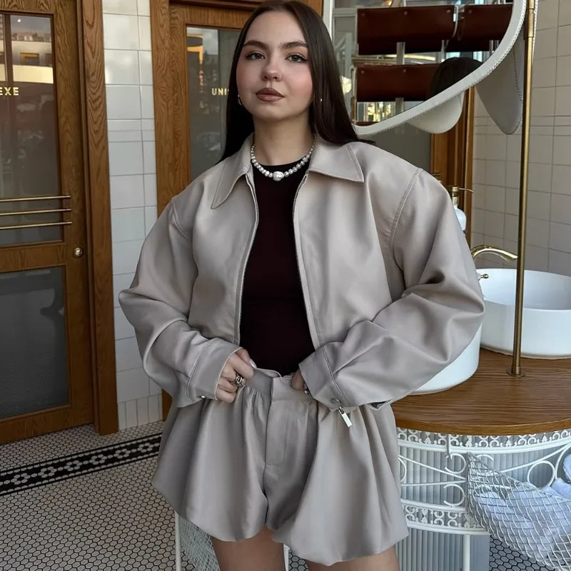 Tuularose Womens 2 Piece Fashion Lapel Zip Jacket Pleated Shorts Suit Vintage Streetwear Party Autumn Female Short Sets 260306