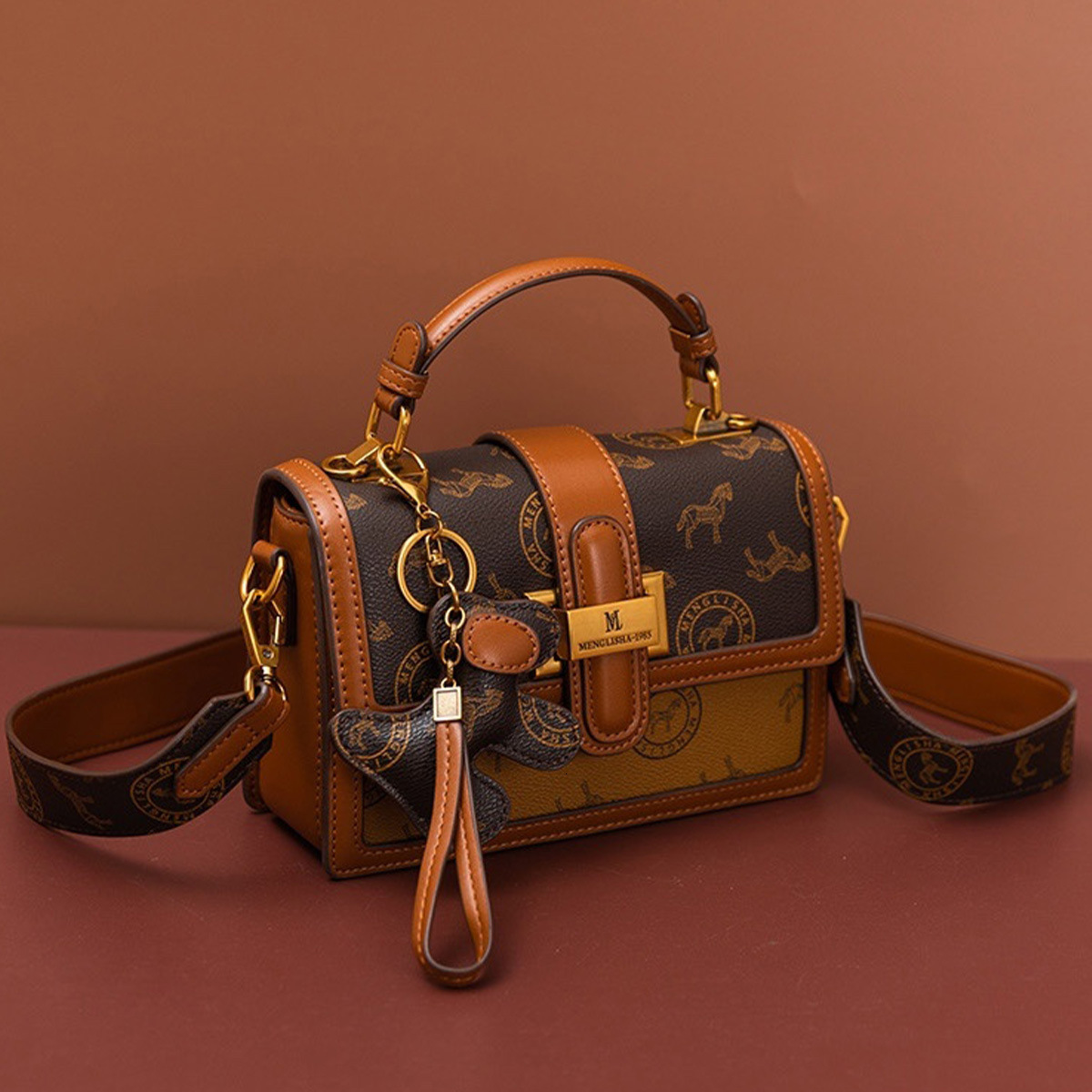 2026 New Top Luxury Free Shipping Women's Designer Bag Large Capacity Shoulder Bag High End Slant Luxury Bag Small Square Bag Women's Commut