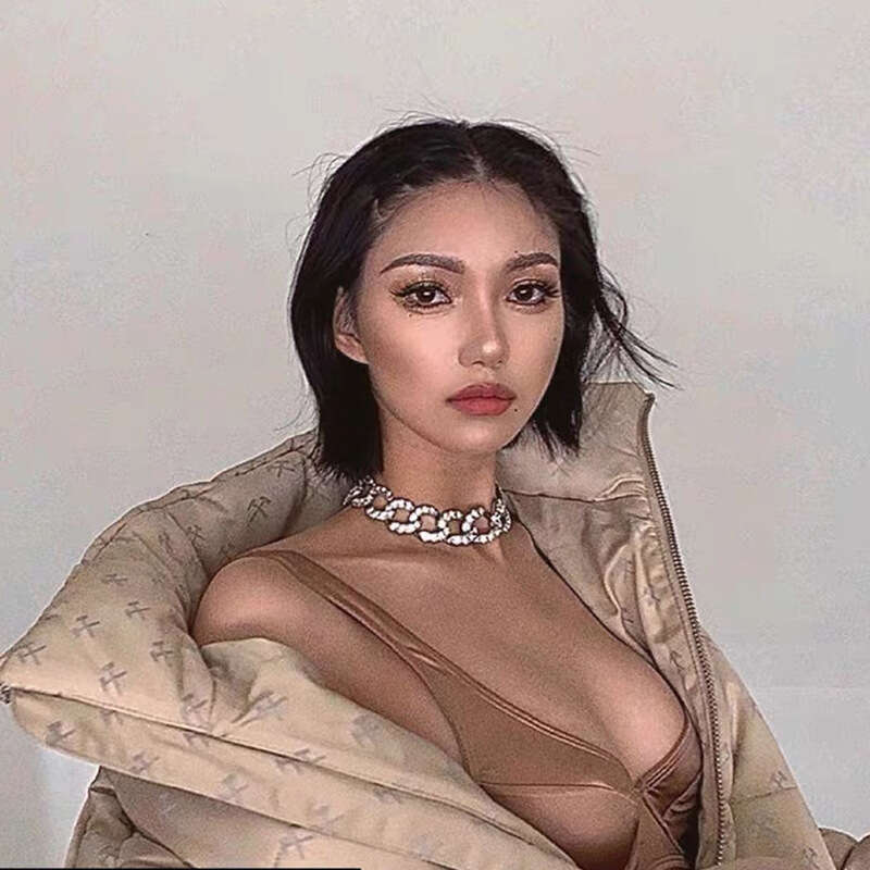 Homemade European and American INS Blogger Heavy Craft Thick Inlaid Diamond Necklace Socialite Style Versatile Fashion Collarbone Chain for Women