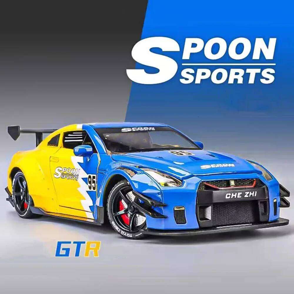 1:24 Scale Alloy Diecast GTR Cars Models Toys Pull Back Miniature Sports Car with Light Sound Vehicles for Boys Birthday Gifts Z260307