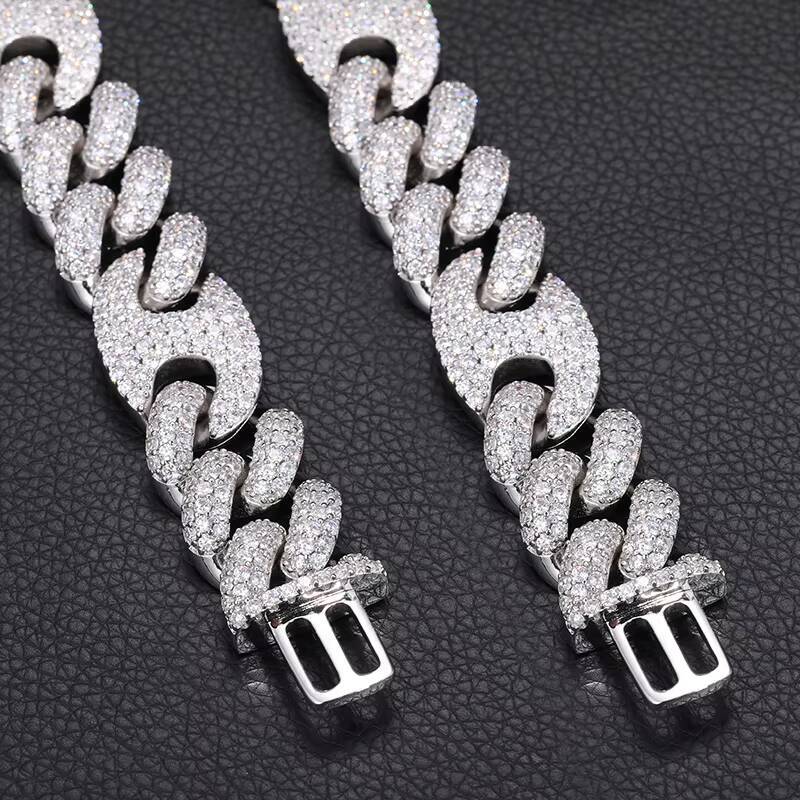 Hot Sale High Quality New Fashion Iced Out Moissanite/Zircon Cuban Link Chain Hip Hop Bracelet for Men and Women