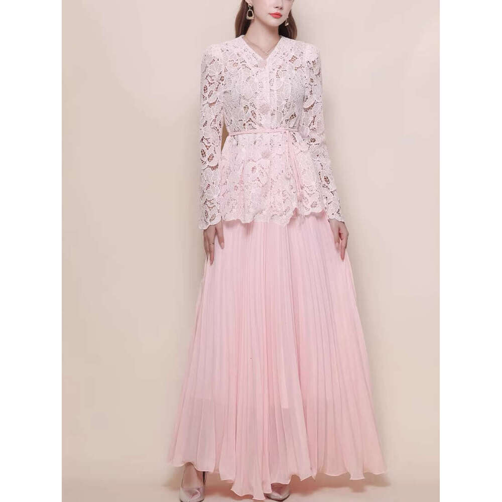 2026 early spring new elegant women's flower hollow a2 lace cardigan top pleated long skirt set