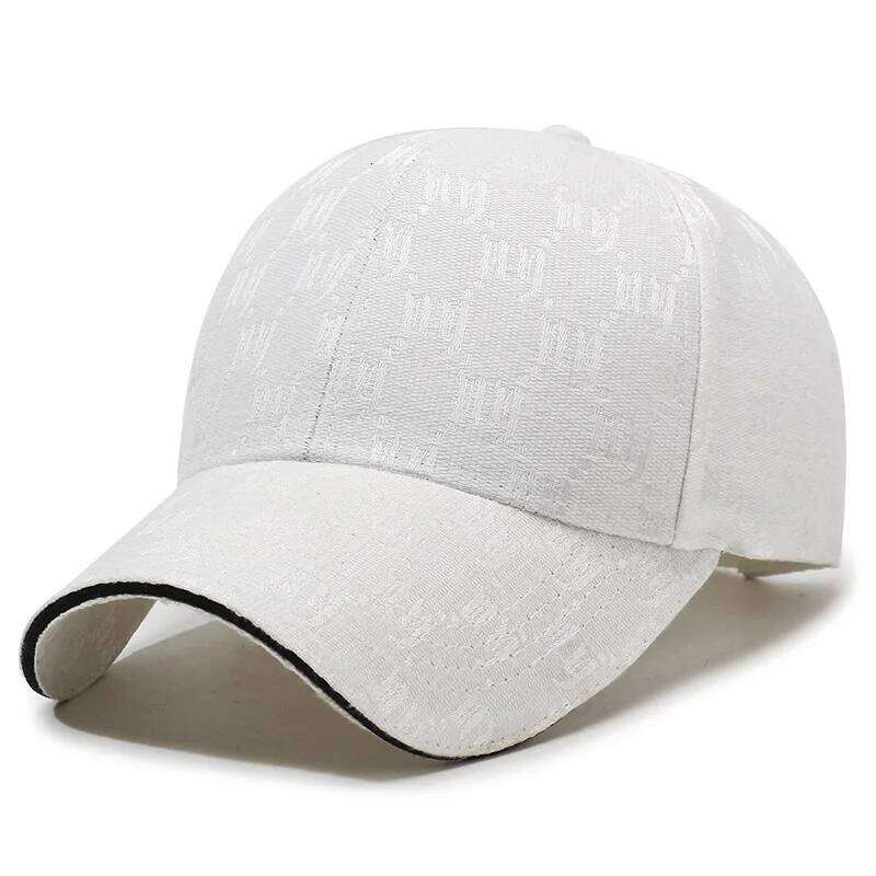 Elegant Trendy White Baseball Cap: A Blend of Style and Versatility Y260304
