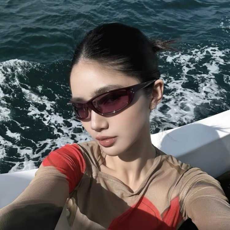 Y2K Style Cycling Sunglasses UV Protection Beach Travel Stylish Photo Sunglasses S260304