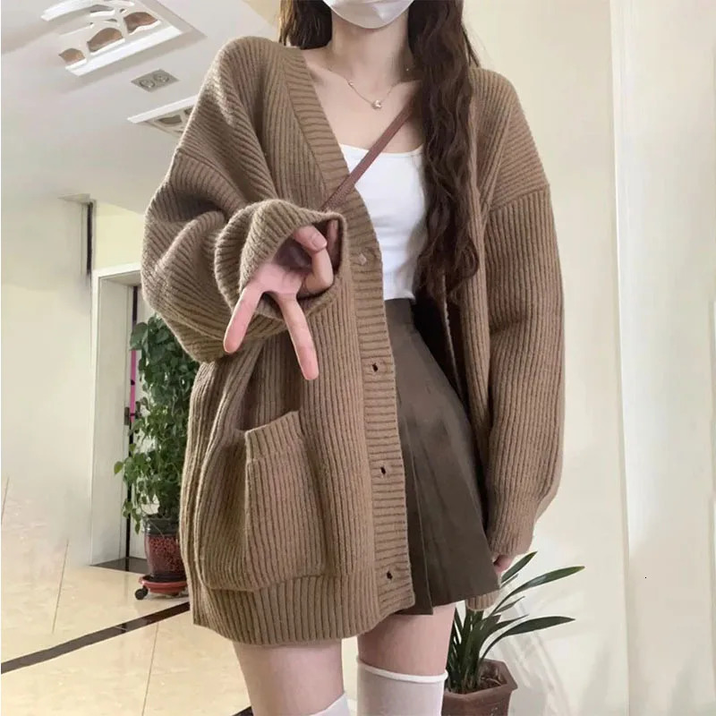 Korean version V-collar lazy wind cardigan Japanese department simple sweater female spring and autumn winter casual loose knit 260305
