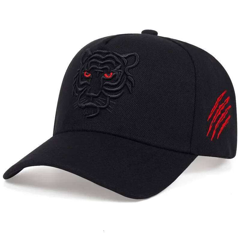 Leisure Trucker Caps Unisex Snapback HatsNew Cotton Black Tiger Embroidery Baseball Cap Men Women Hip Hop Hat Summ Y260304