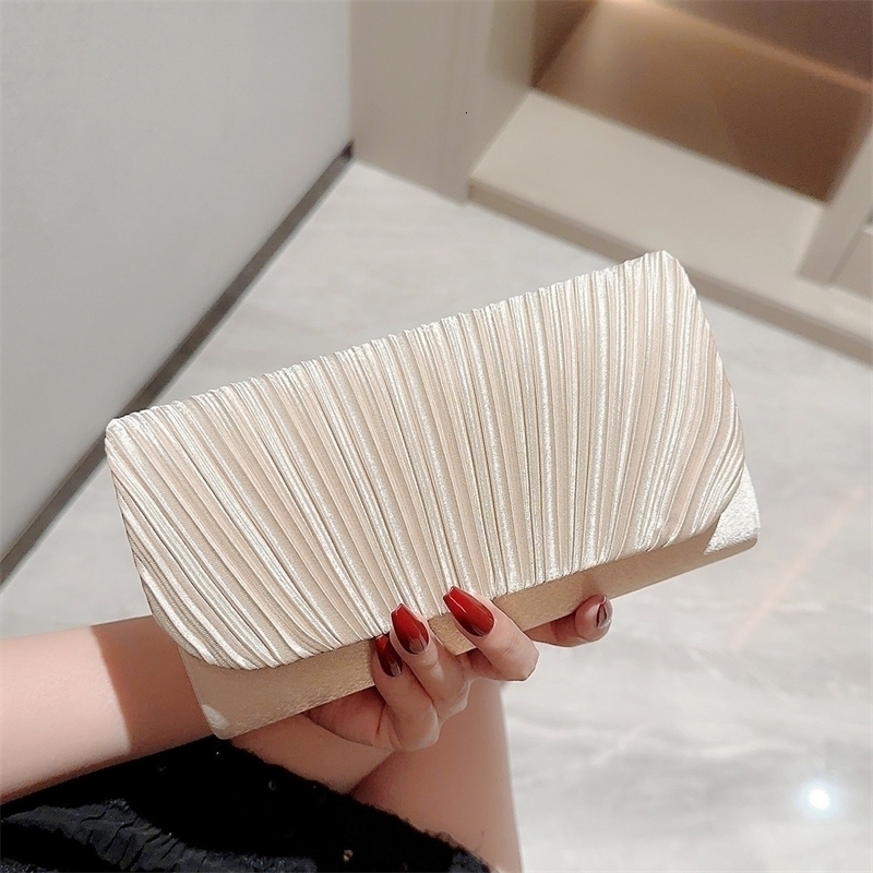 Texture and Fashionable One Shoulder Crossbody Fashion Bag Party hand bag elegant Fashion fold evening clutch bag 260306