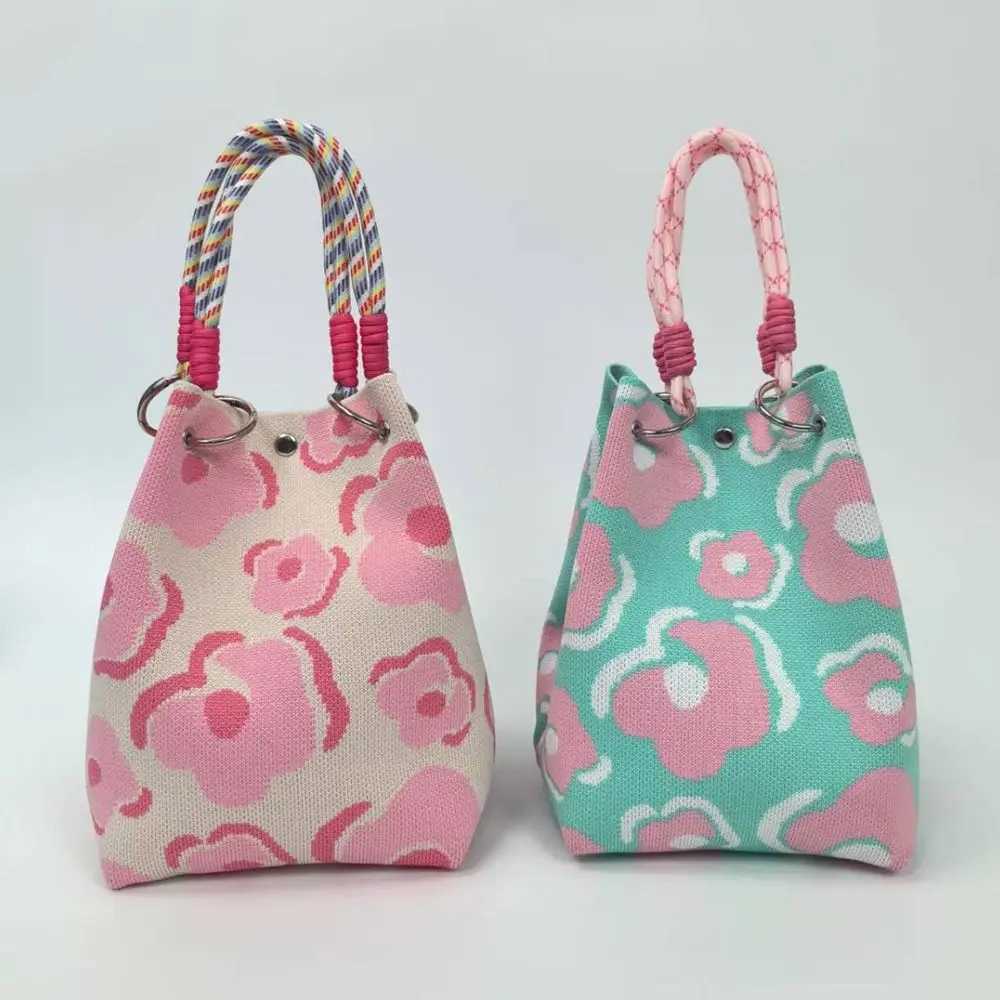 FAshion Cartoon Knitted Bucket Bag Handmade Large Capacity Wrist Bag Woven Ring Tote Bag for Women H260306