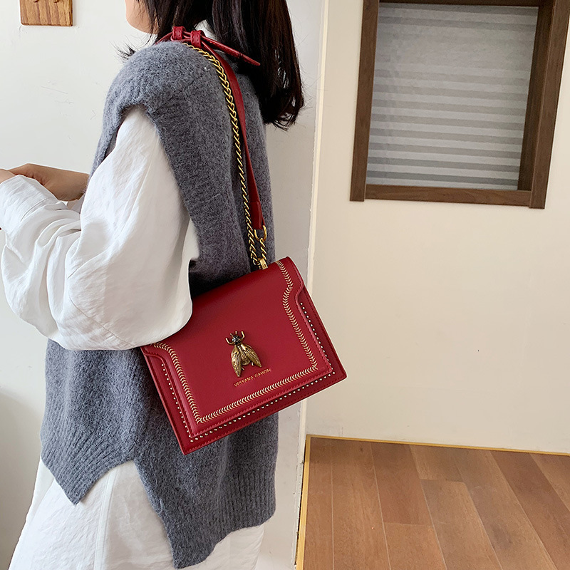 Autumn Winter Bag Crossbody Bag Women High-end Light Luxury Vintage Bee Shoulder Bag Chain Small Square Designer Bag Bag Color-blocking Luxury Bag Com