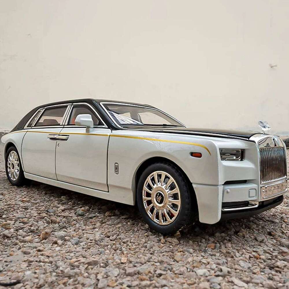 1:18 Rolls-Royce Phantom Car, Zinc Alloy Pull Back Toy Diecast Car with Sound and Light, Realistic Modeling Model Toy111 Z260306