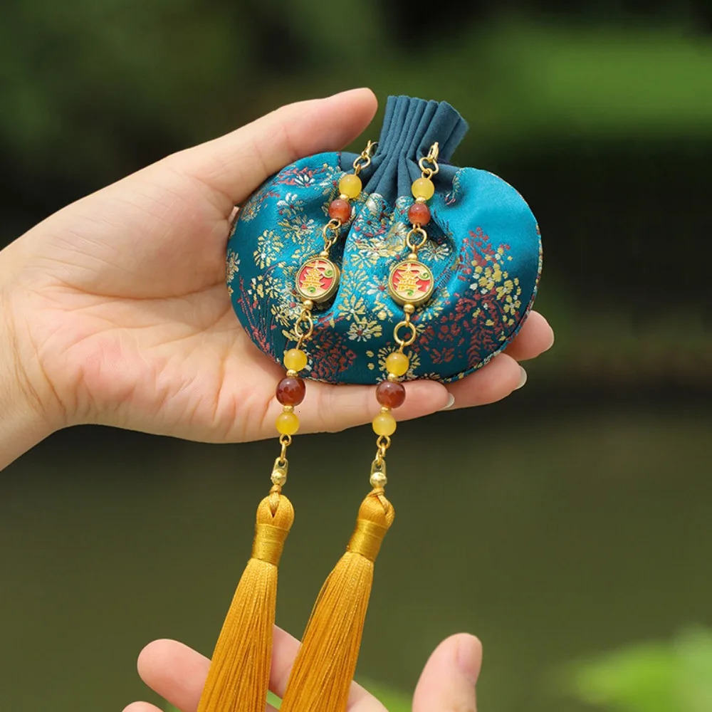 Empty Chinese Style Cloth Sachet Embroidery Jewelry Bag Tassel Storage Portable Exquisite Hanging Pouchperfume 260307