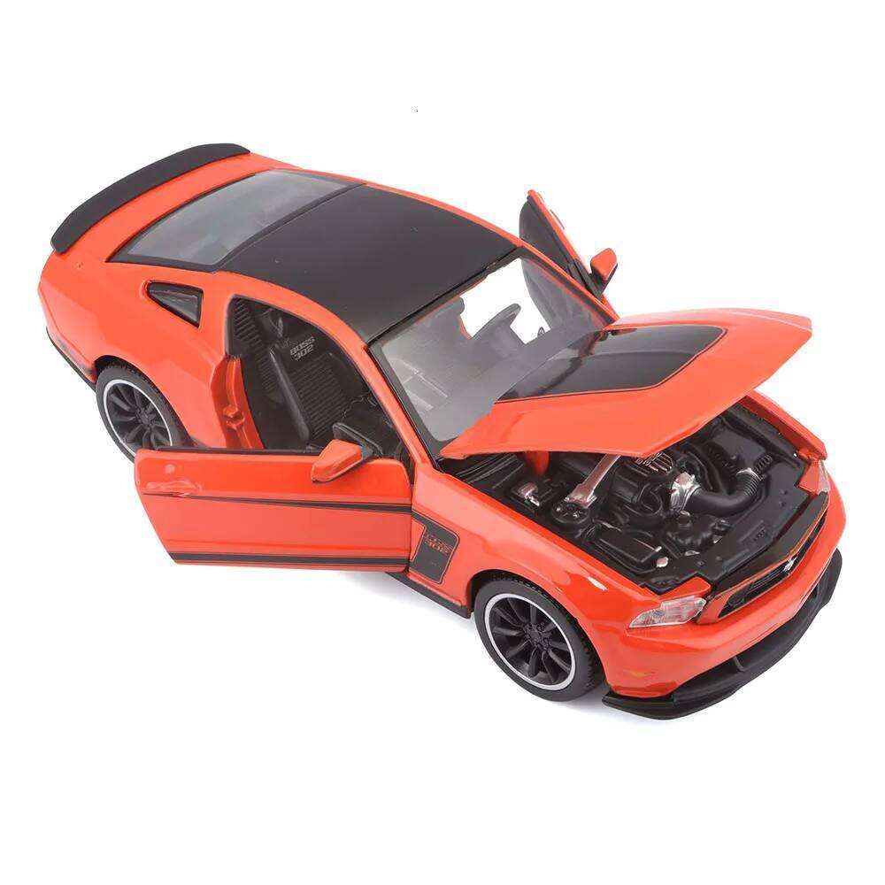 Maisto 1:24 Ford Mustang Boss 302 Series simulation alloy car model crafts decoration collection toy gift Z260307