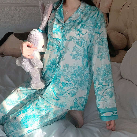 Lucky Day High-End Silk Pajamas For Women Summer Ice Silk Light Luxury Printed Ink Painting Design Long Sleeve Same Style As D Brand Luanyun