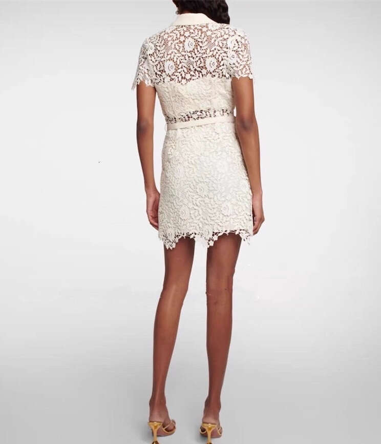 A1 2026 Spring/Summer Designer Fashion Brand Elegant Women's Lightweight Luxury Hollow Lace Collar Slimming Short Skirt