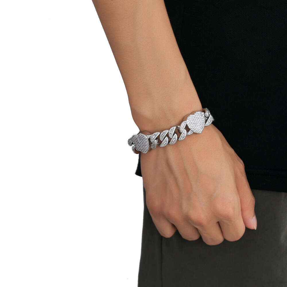 Niche cross-border new 15mm geometric heart Cuban chain personalized trendy men's bracelet, light luxury high-quality accessory