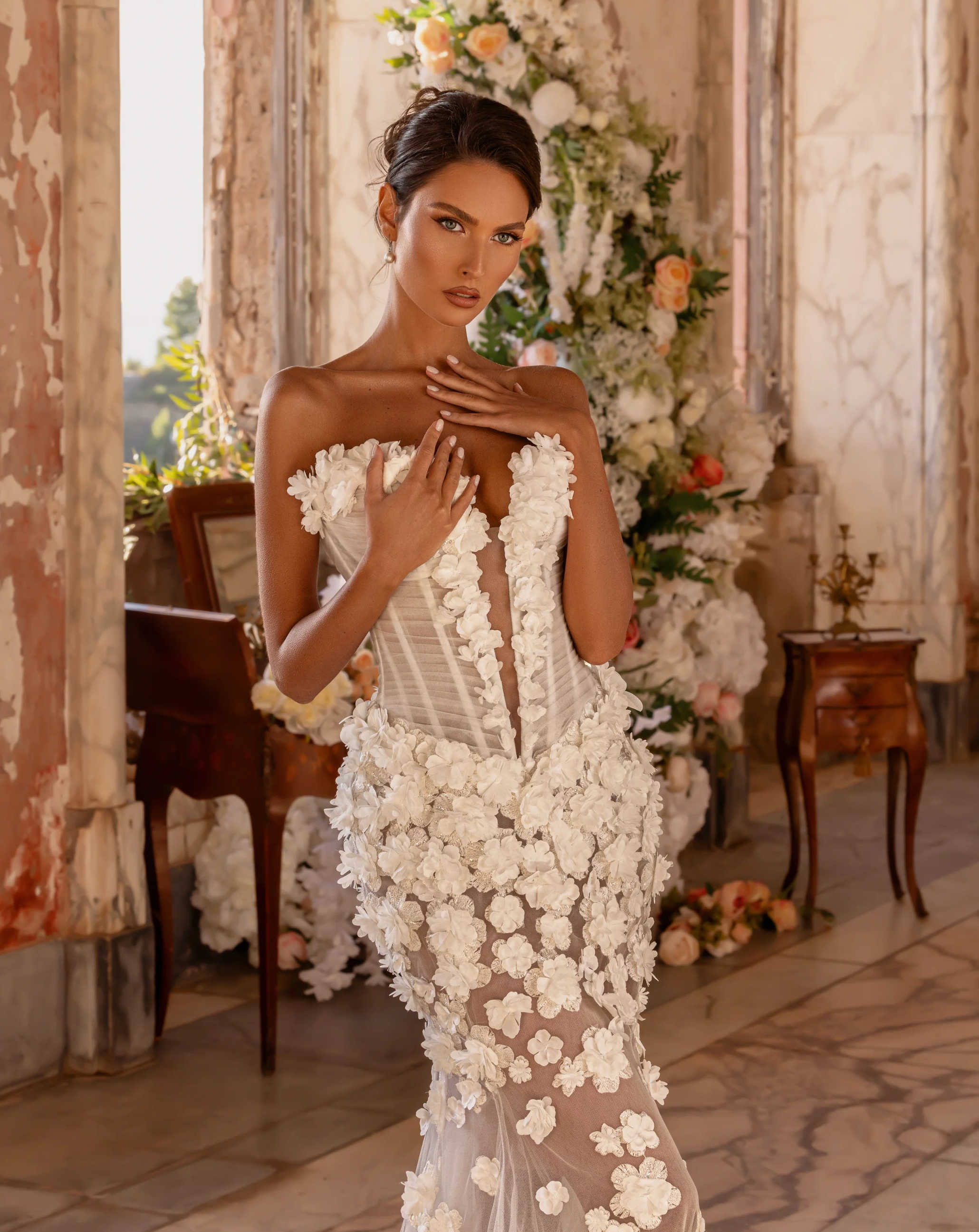Simple Strapless Sleeveless Mermaid Wedding Dress Elegant Floral Appliques Bridal Gown Floor Length Bride Dresses Customized