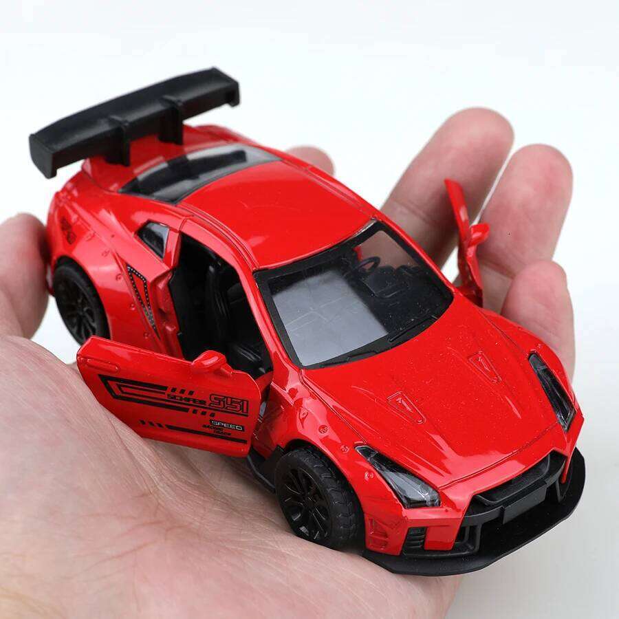 Bagged 1/36 Japanese-style die-cast pull-back racing car model, cool paint job, boy's toy, metal die casting, decoration. Z260306