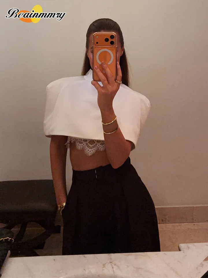 Edgy Mock Neck Capelet Crop Top Women Classic Cape Wrap Turtleneck Short Cloak Luxe Elegant Streetwear Outfit 2026 Spring 260304