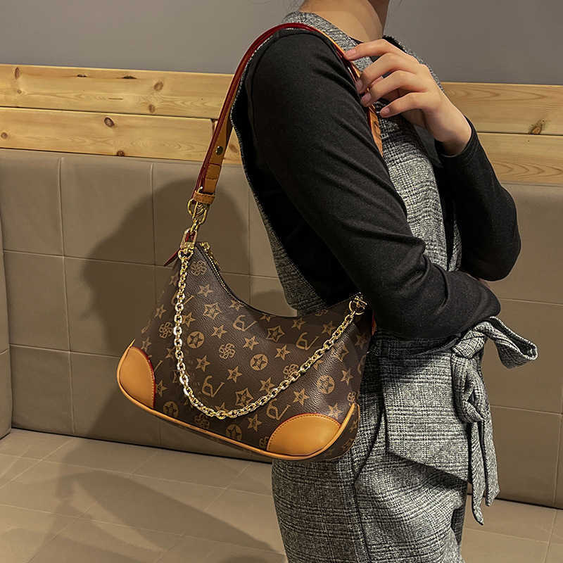 Designer Crossbody Dumpling Bag for Women New Luxury Printed Baguette Bag Casual Large Capacity Shoulder Bag Luxury Underarm Bag