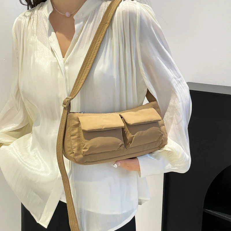 Women Casual Shoulder Bag Solid Color Simple Messenger Hobos Large Capacity Nylon Crossbody Zipper Closure for Party Vacation 260306