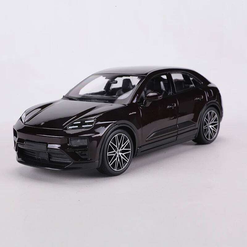 Burago 1:24 Porsche Macan Turbo Electric Alloy Model Car Z260306