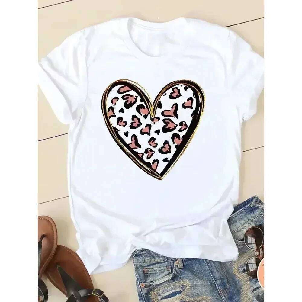 Short Sleeve T-shirtSummer Casual Women's Fashion Love Trend Women Pattern T-shirt Clothing XJ260306