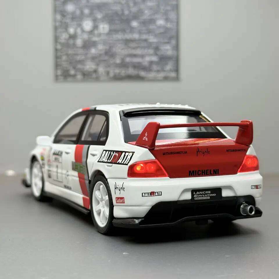 Miniatures 1:32 Mitsubishi Lancer Evolution EVO Petroleum version alloy diecast model sound light toys collection ornament gifts Z260306