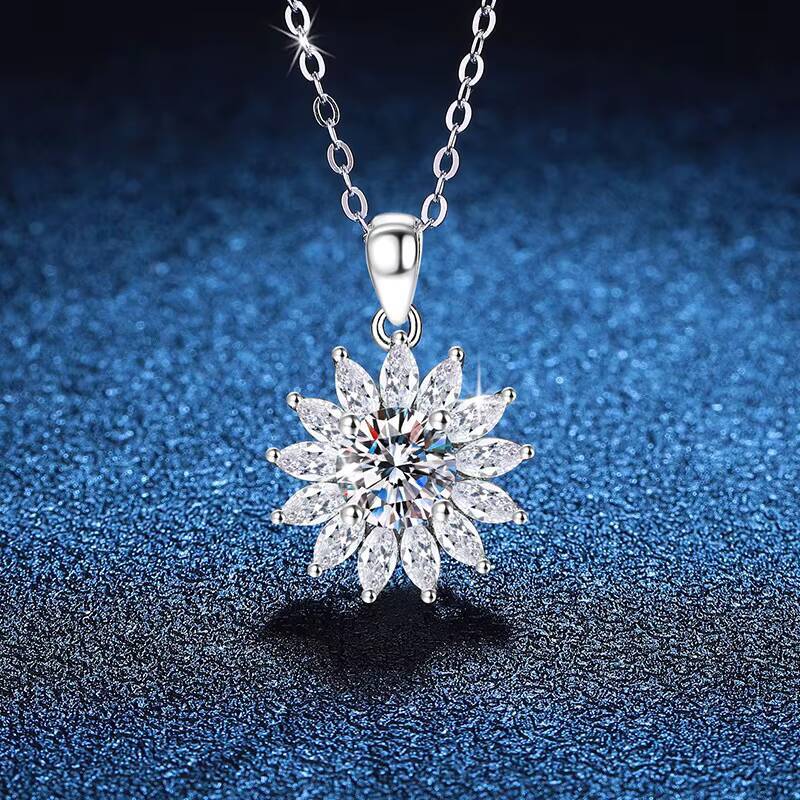 GRA Certification S925 Sterling Silver Necklace Moissanite Pendant Hip Hop Necklace 1ct D Color Moissanite Necklace Wholesale