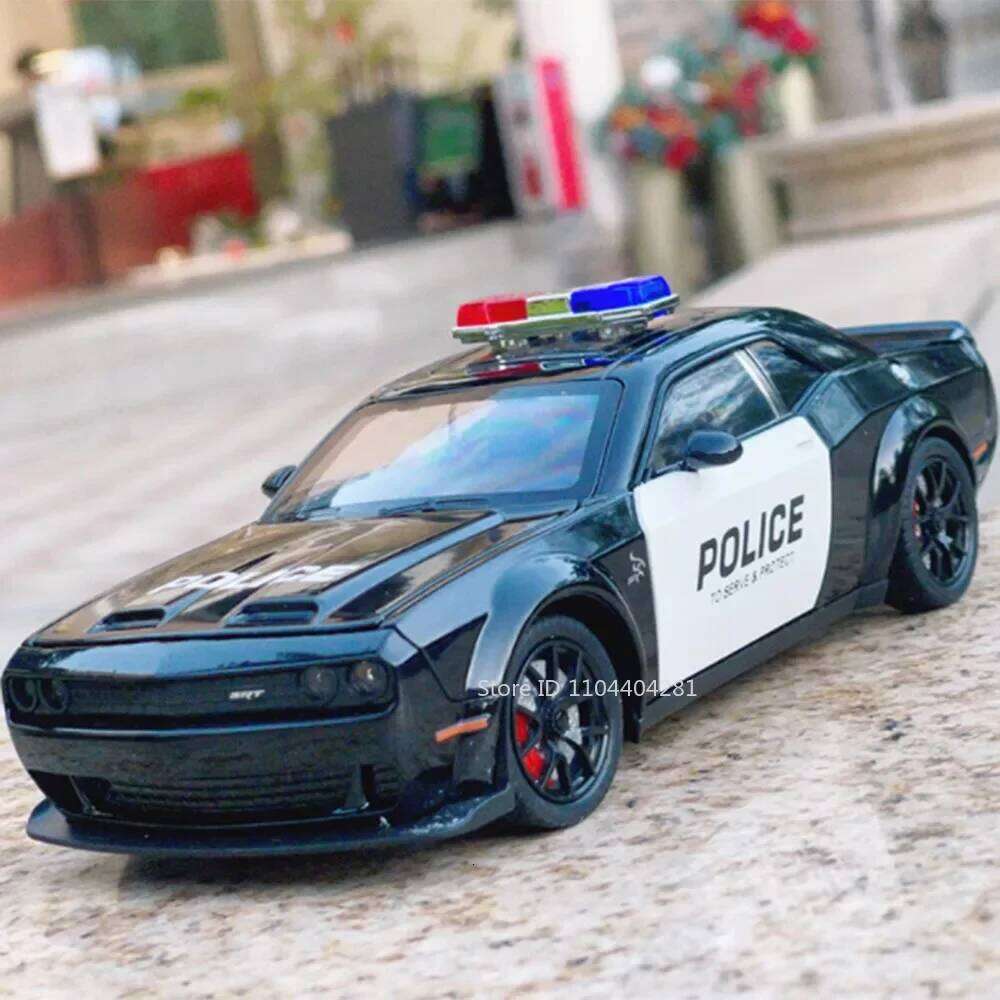 1:24 Challenger SRT Hellcat Alloy Police Car Diecast Model Toys Front Wheel Steering Sound Light Pull Back Vehices for Kids Gift Z260306