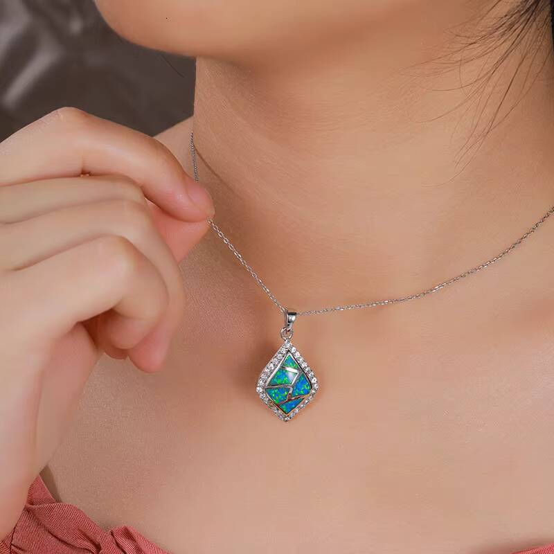 One of a Kind 925 Sterling Silver Opal Moissanite Chain and Pendant Set with Unique Iridescent Glow and Artisan Craftsmanship