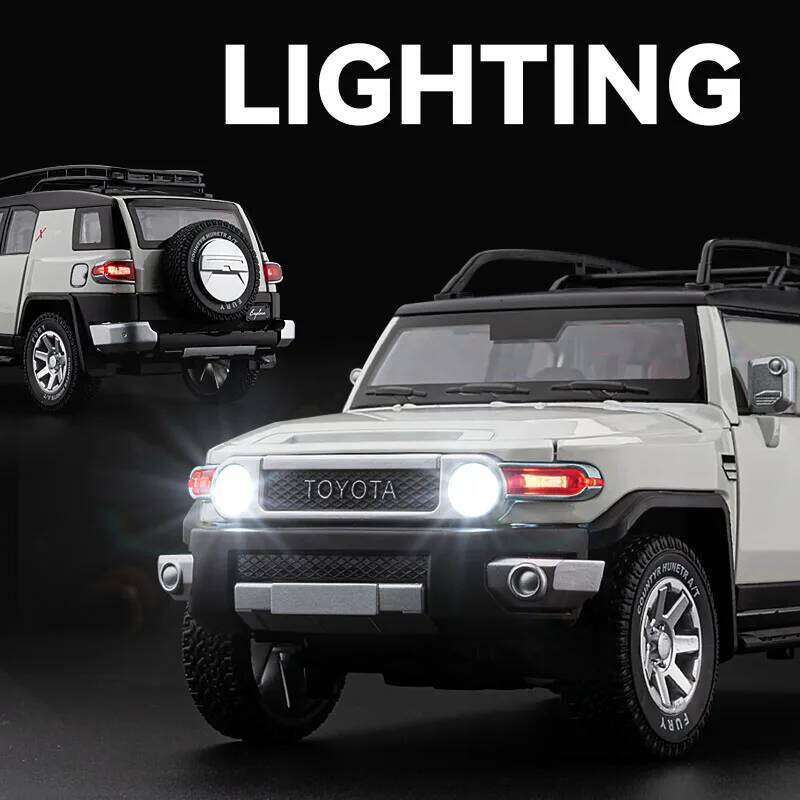 LICENSED 1:24 Toyota cruiser FJ Colooze cross country Off Road vehicle alloy model SUV simulated sound light Kid Birthday Gift Z260306