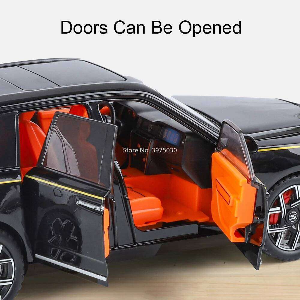 1:24 Alloy Rolls Royce Cullinan XM Model Diecast Toys Cars 6 Doors Opened Vehicles Pull Back Light Music Miniature Car Kids Gift Z260307