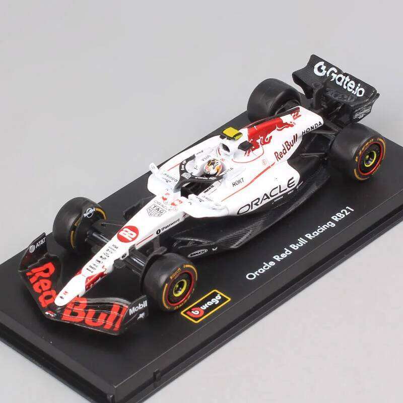 Bburago 1/43 Scale 2025 Red Bull RB21 #22 Yuki Tsunoda GP Racing Car Model Diecast Toy Vehicles Helmet Acrylic Box White Z260306