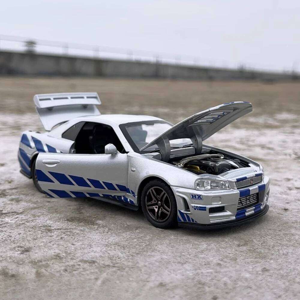 1:32 GTR R34 R35 Toys Alloy Model Cars Diecast Metal Miniature Vehices 4 Doors Opened Sound Light Pull Back Models for Kids Gift Z260306