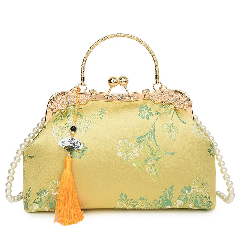 Chinese Style Embroidered Snapbutton Shoulder Bags Cheongsam Traditional Exquisite Womens Handbag Red Bridal Pearl Wedding Bag 260307