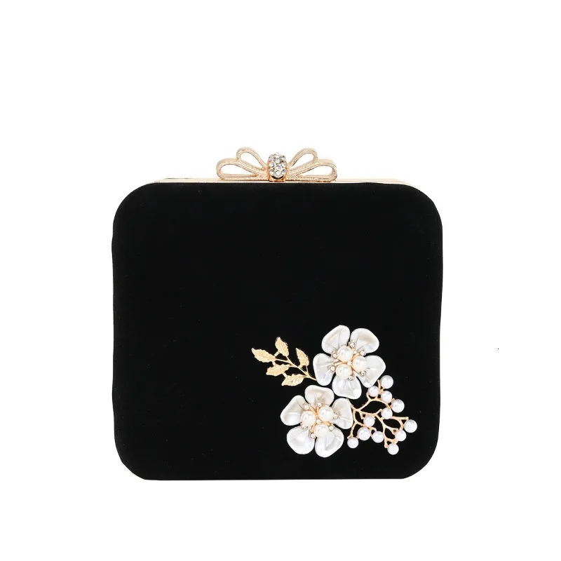 Chinese Style Bag 2025 Elegant Clutch Purse for Women Chain Wedding Banquet Evening Bridal Party Handbag 260307