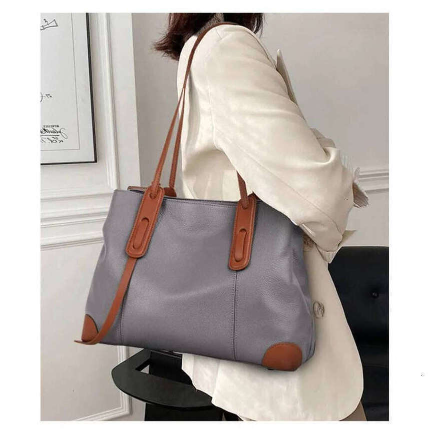 TAURUSCIAGA 2024 Winter Spring Lichee Genuine Leather Women Shoulder Handbag Large Capacity Soft Cowhide Pacthwork Female Tote Bag Noble Temperament B