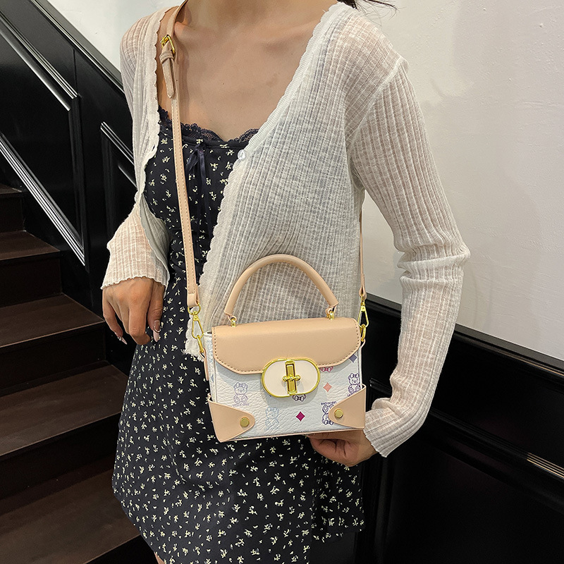 Cross-border popular handbag for women 2025 new designer bag model, high-end shoulder bag with Luxury bag vintage texture, versatile crossbody small s