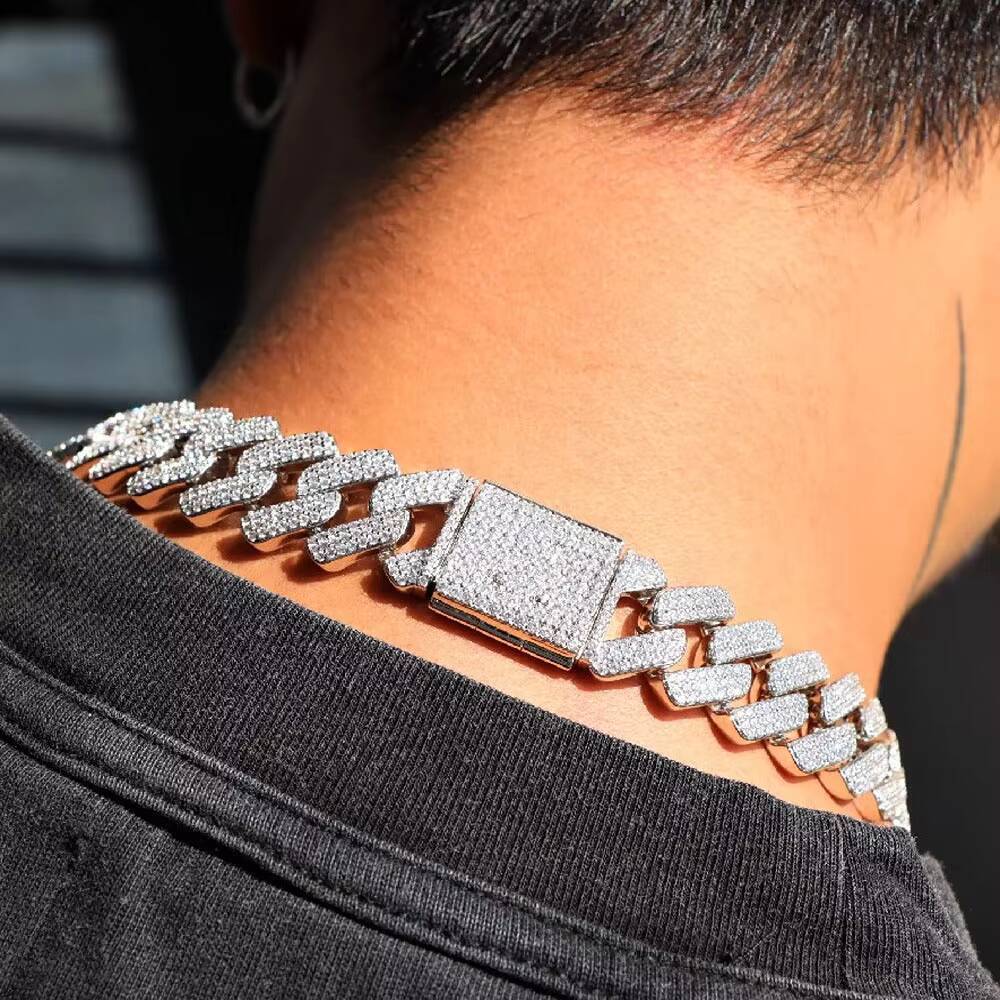 Miami Cuban Hip Hop Unique Iced Out Moissanite Necklace Fashionable Accessory