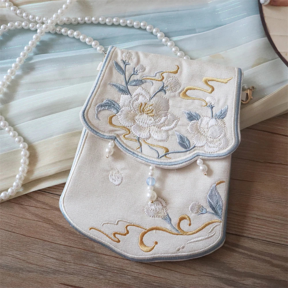1pcs Handmade Embroidery Hanfu Shoulder Bag Ancient Style Allmatch Tassel Crossbody Satchel Coin Purse Women Girl Gift 260307