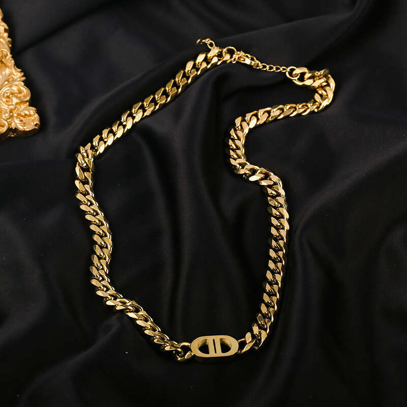 Heavy Industry High-Quality Thick gold Lter Titanium Steel Necklace for Women European and American Ins Intern Celebrity Hip-Hop Short Clavicle Chain