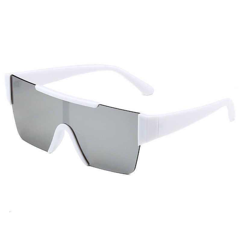 New One-Piece Outdoor Cycling Sunglasses for Women Unique Sunshade Windproof Glasses Internet Celebrity Style High-End Feel Sunglasses S260304