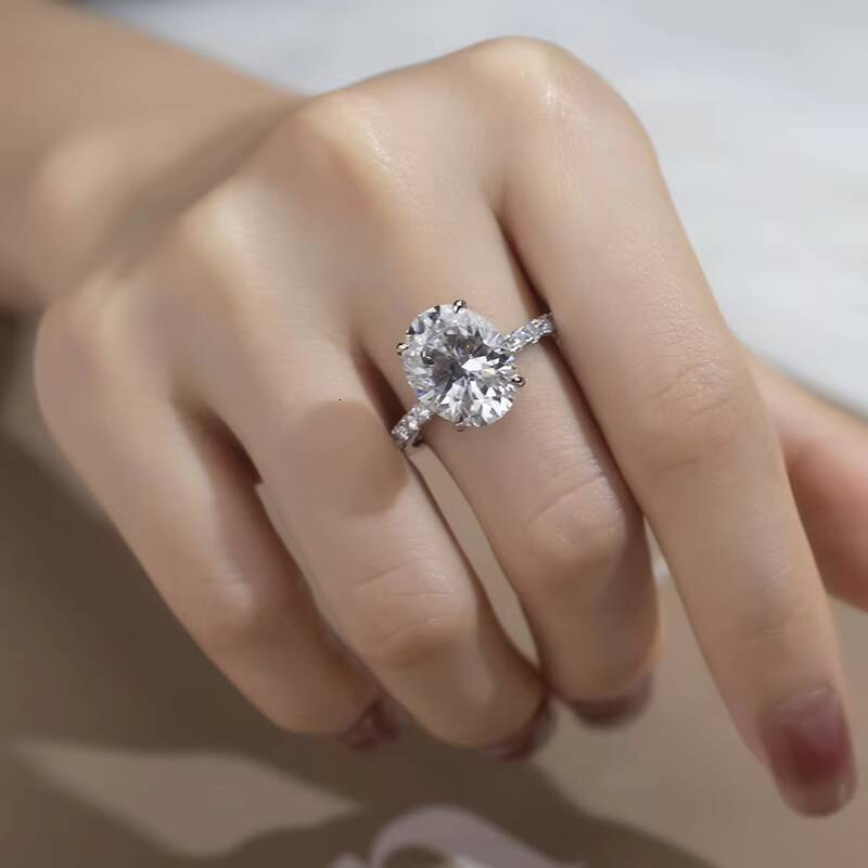 New Trend Wedding 18K Fine Jewelry 18K Gold Lab Diamond Rings Oval Cut Ring Solitaire Rings for Women