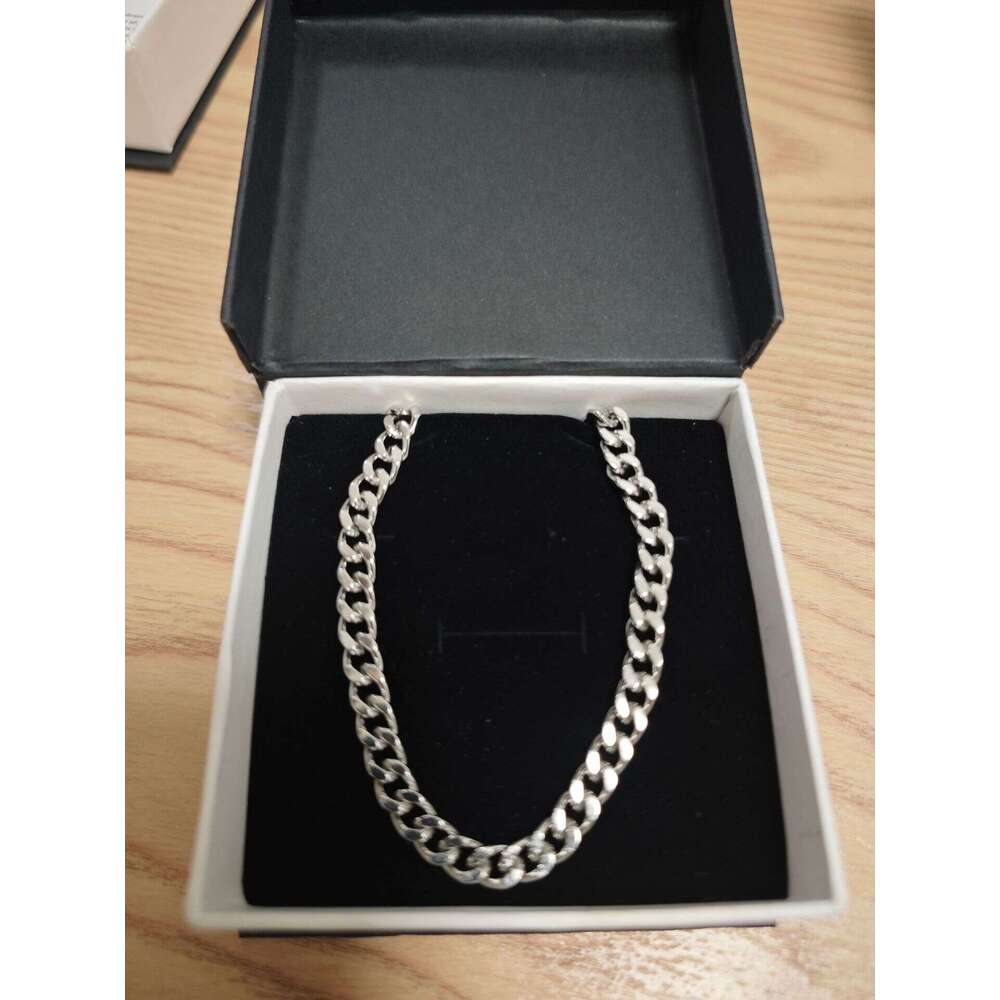 New Cuban Style Titanium Steel Square Dragon Bone Necklace Premium Flip Cover Gift Box Men's Versatile Accessory