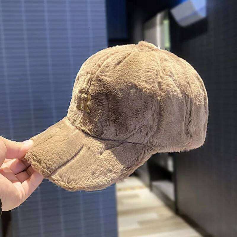 Autumn Winter Baseball Hats For Women Faux Thickened Warm Plush Snapback Cap Metal Letter Fashion Accessories New Y260304